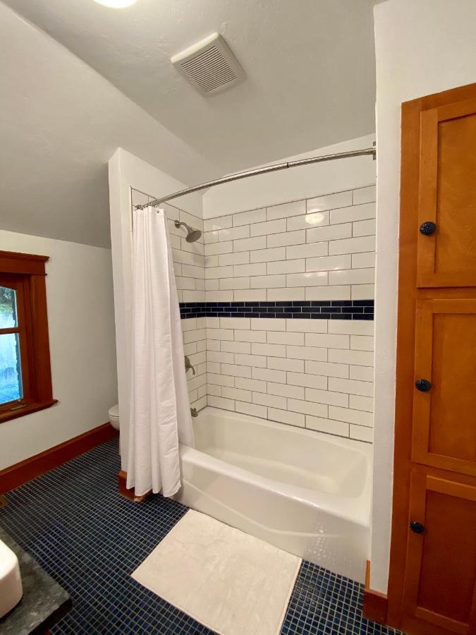 مبيت وإفطار Harrisburg Mount Tom House الغرفة الصورة